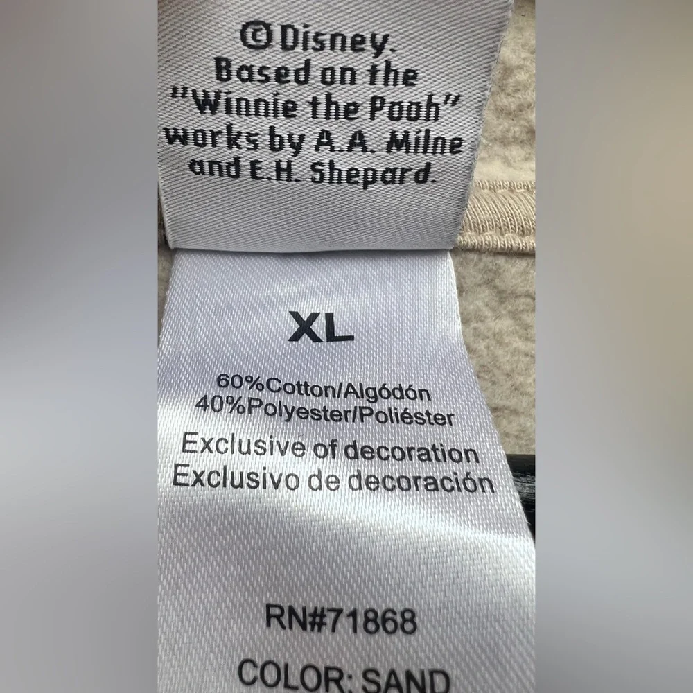 Disney‎ Beige Hoodie with Iconic Winnie the Pooh Design- XLarge - Picture 4 of 4